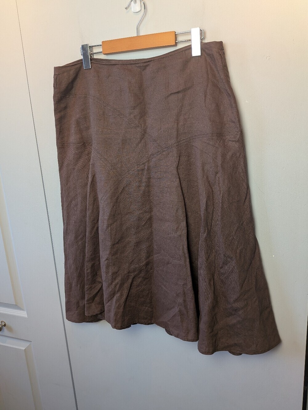 LAURA 100% Linen Brown Midi Skirt Size 12 Side Zipper Elegant Classic Feminine